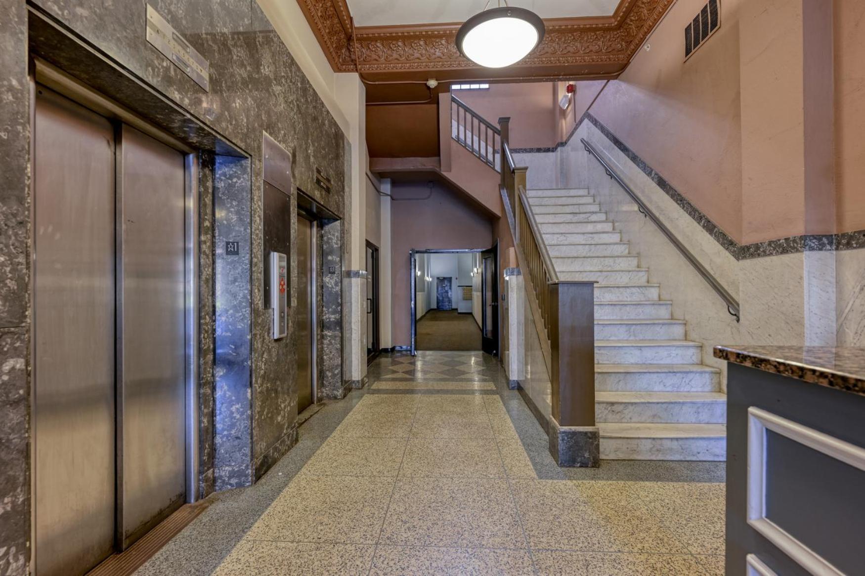 2 Bath Prkg+Gym+Sauna Perk Plaza +30 Day Cleveland Esterno foto